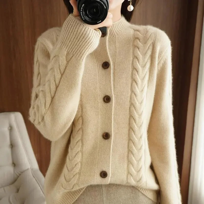 Vesalia Cable Knit Cardigan
