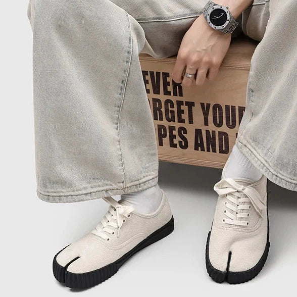 Elmor Canvas Tabi Sneakers