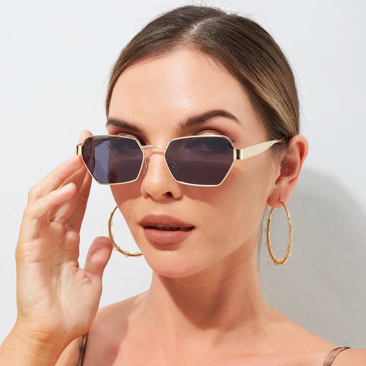 Trisha Square Sunglasses