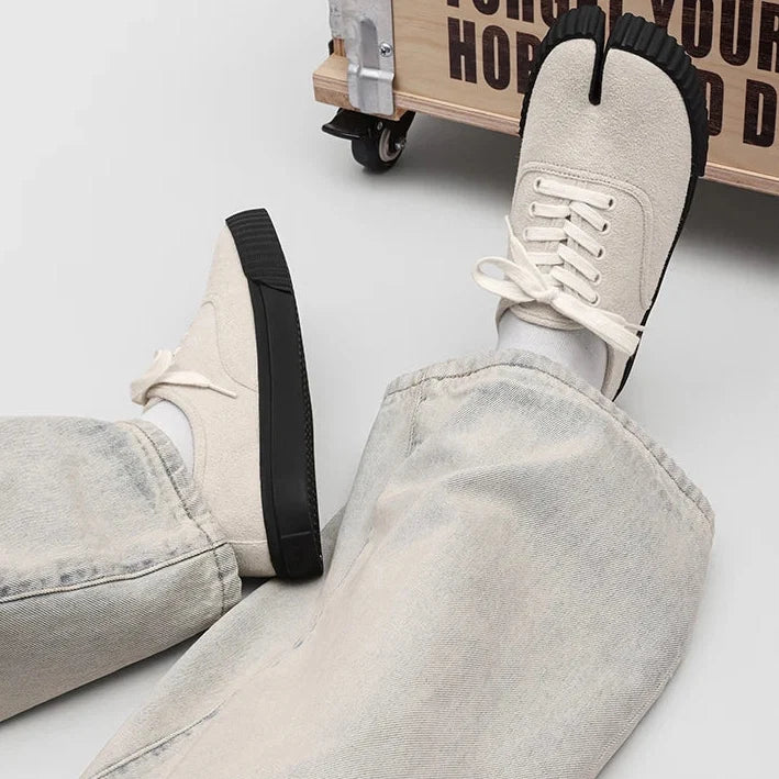 Elmor Canvas Tabi Sneakers