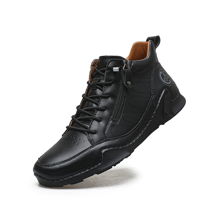 Navaroo Leather Sneakers