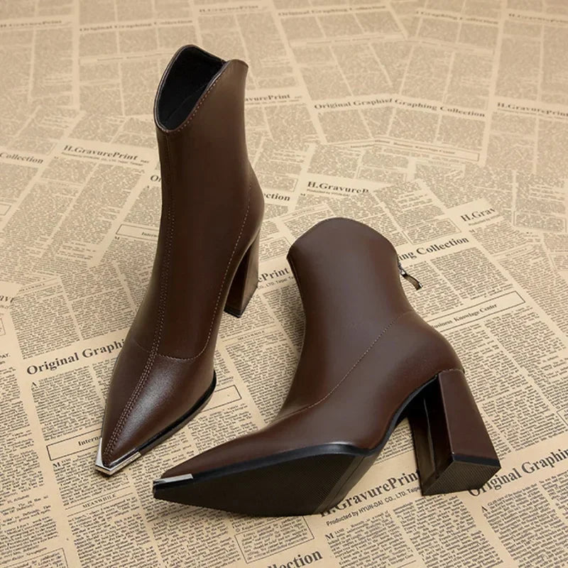 Vittoria Chelsea Leather Boot
