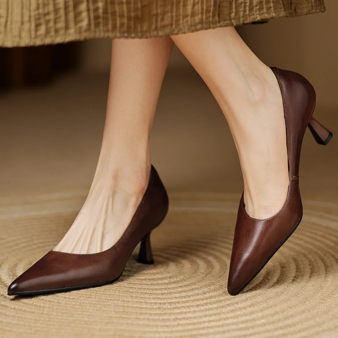 Frenchie Leather Pumps