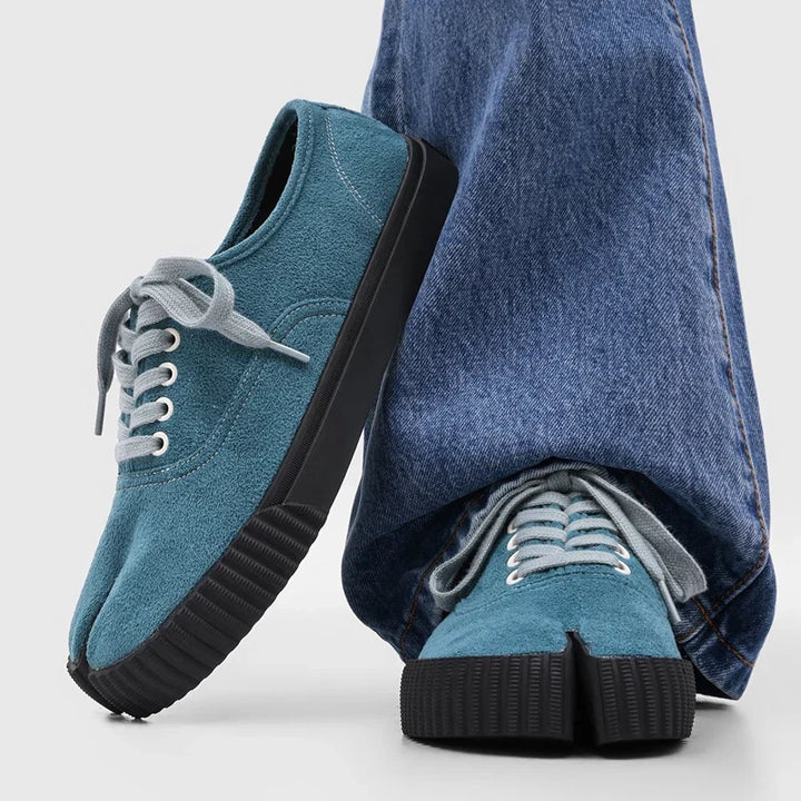 Elmor Canvas Tabi Sneakers