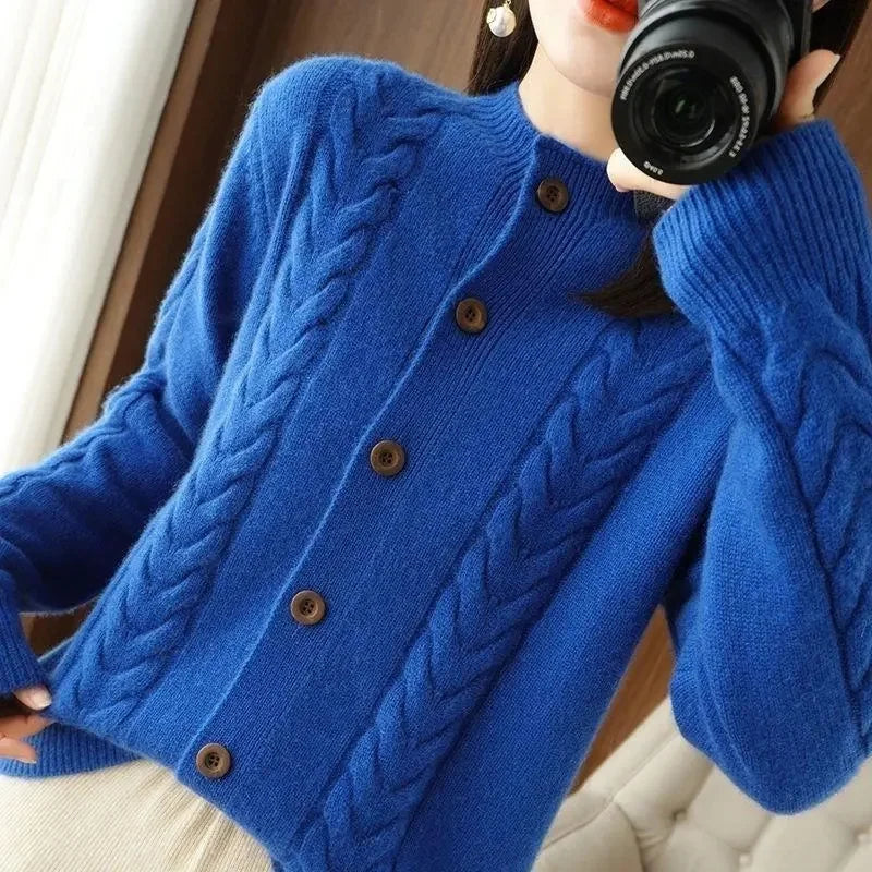 Vesalia Cable Knit Cardigan
