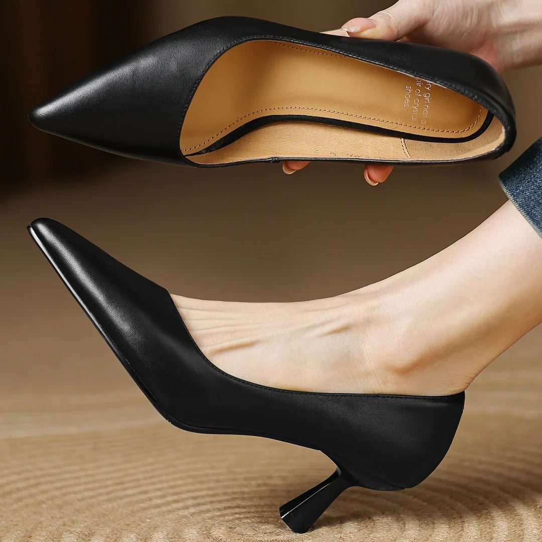 Frenchie Leather Pumps