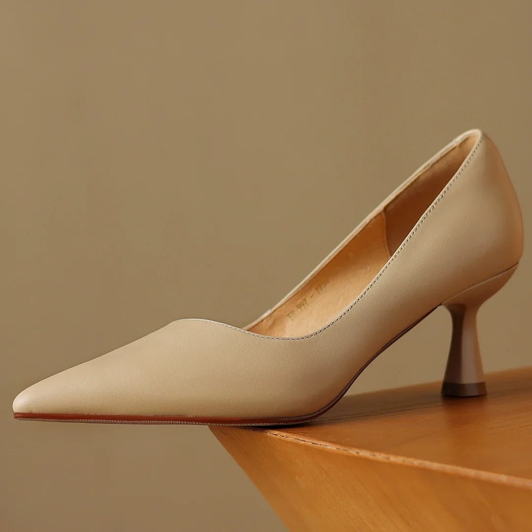 Frenchie Leather Pumps