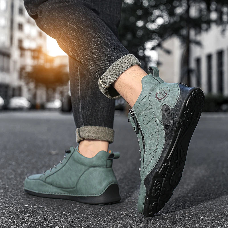 Navaroo Leather Sneakers