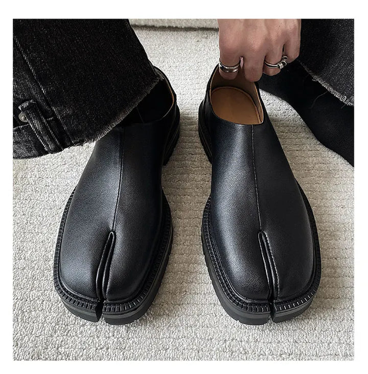 Obsidian Leather Tabi Loafers