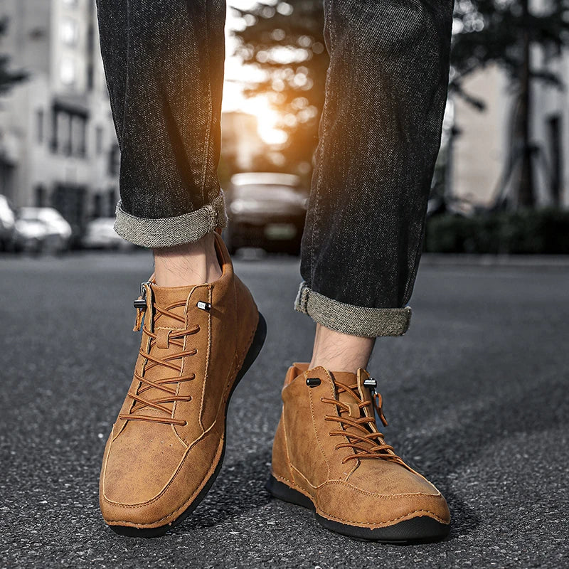 Navaroo Leather Sneakers