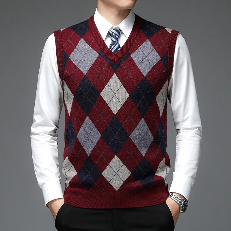 Evander Argyle Sweater Vest