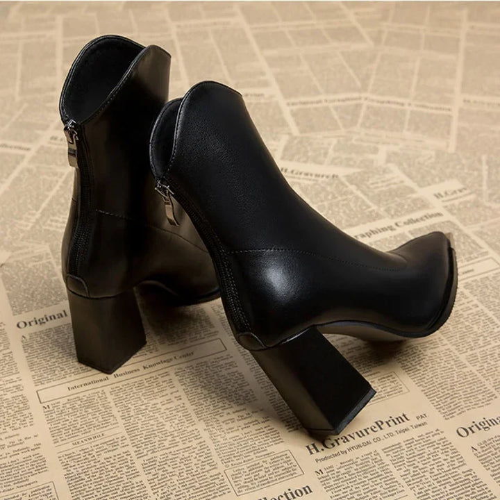Vittoria Chelsea Leather Boot