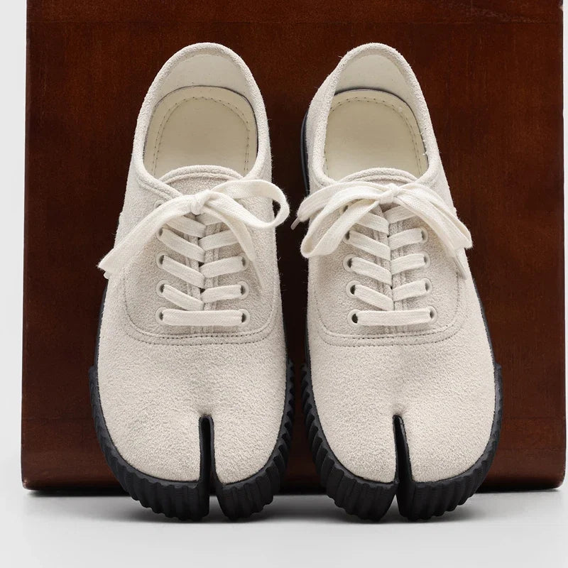 Elmor Canvas Tabi Sneakers