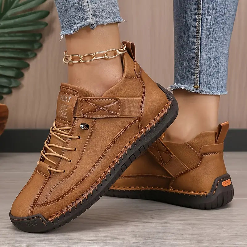 Evelyn Comfortable Supportive Sneakers