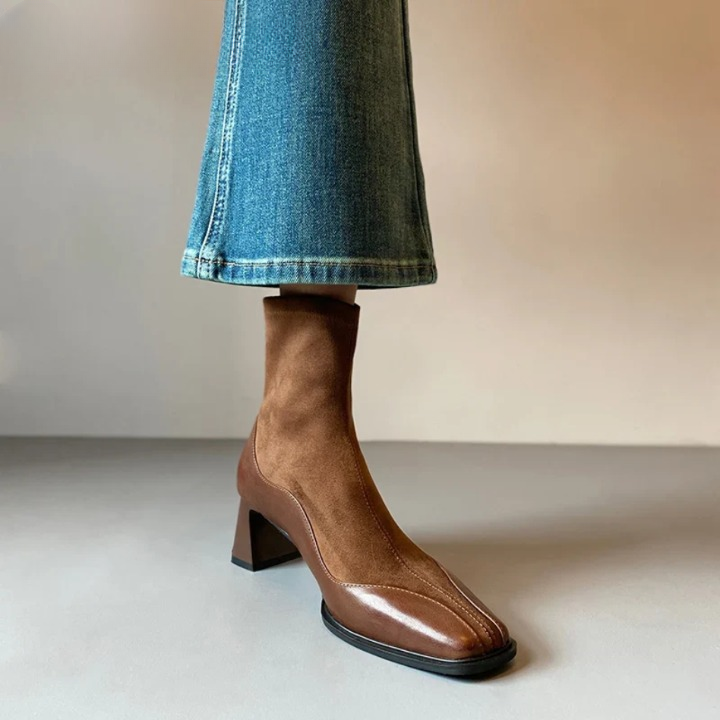 Paloma Square Toe Boots