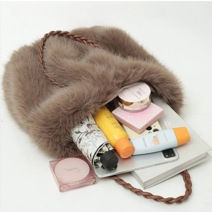 Josefine Plush Bag